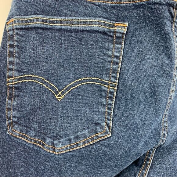 Levis 514 Men's Straight Fit Size 38x 30 dark Wash - Picture 3 of 13